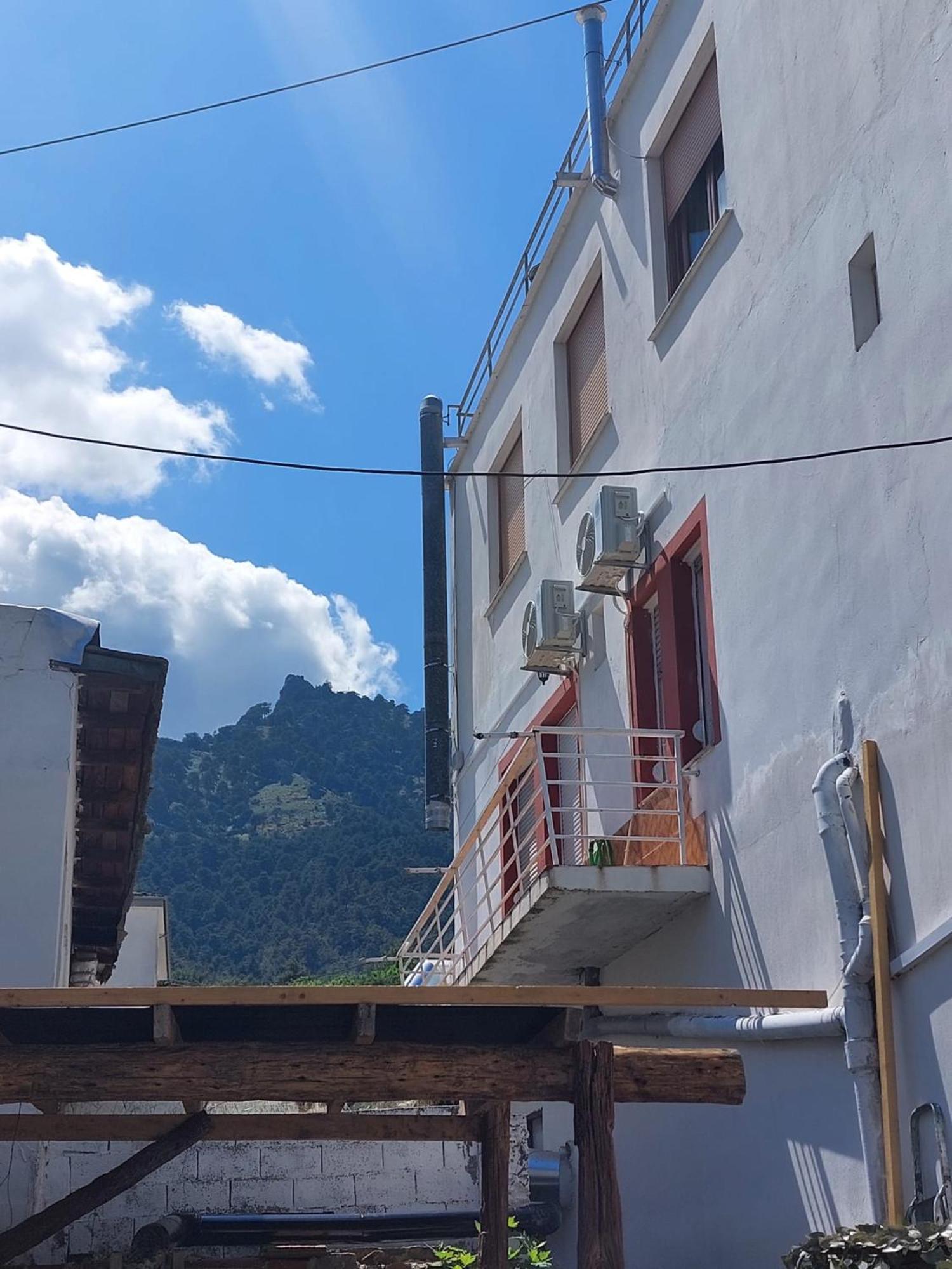 Amaya Pine Studio Panagia  Luaran gambar