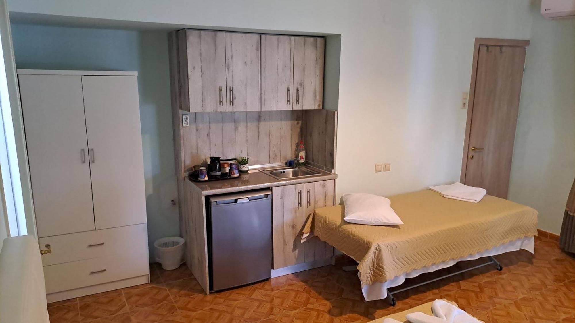 Amaya Pine Studio Panagia  Luaran gambar